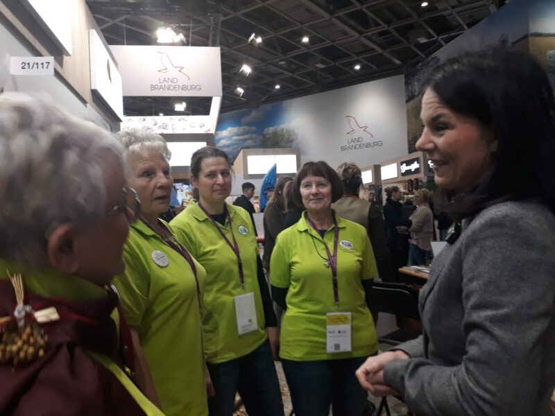 ...informierte sich über die ehrenamtliche Arbeit von uns Landfrauen.